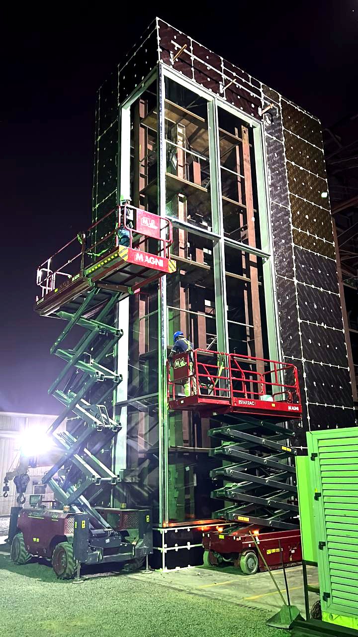 Curtain wall test tower
